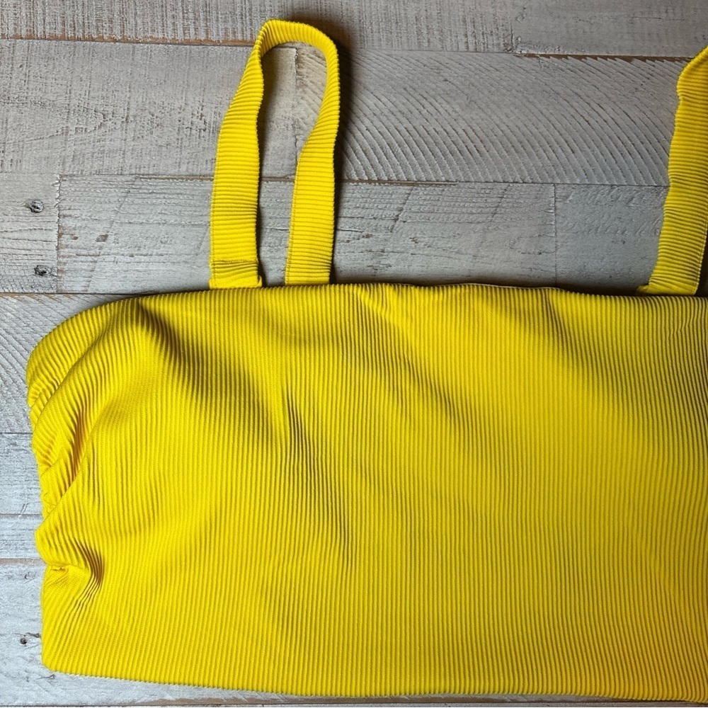 Old Navy Women's Size 4X Rib Bikini Top Adjustable Straps Yellow NWT! - Picture 3 of 16